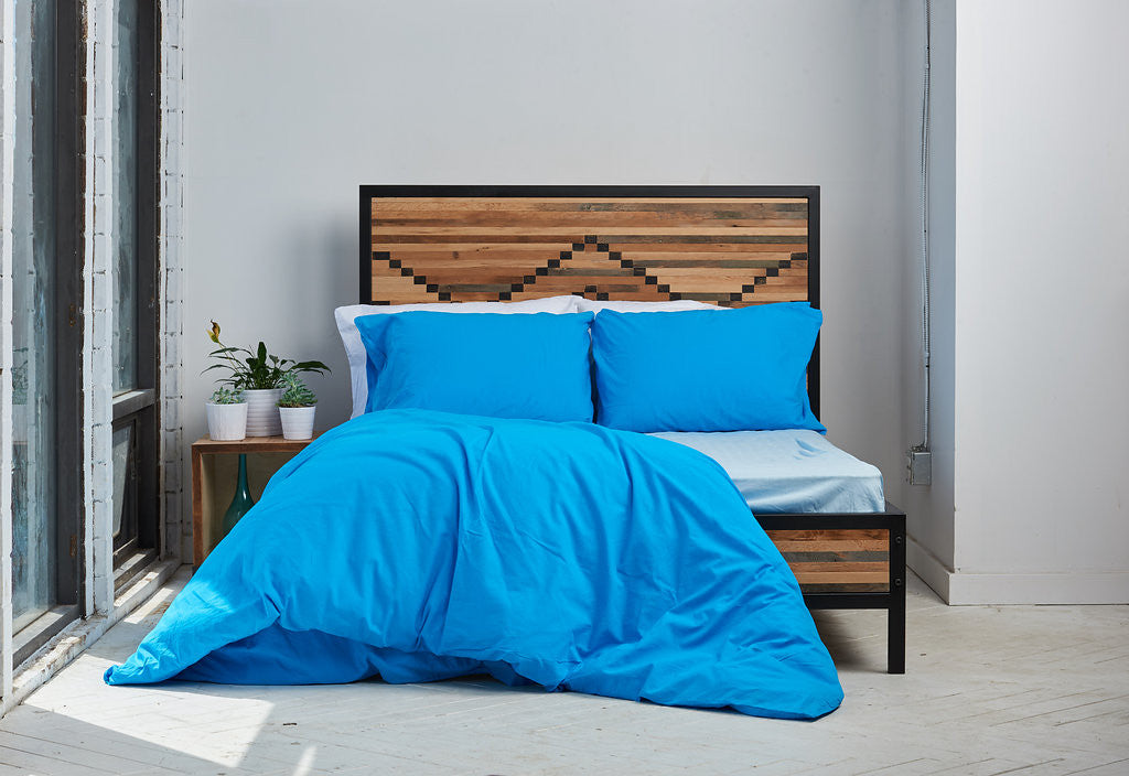 sleep set | blue skies | metal bed | bedface