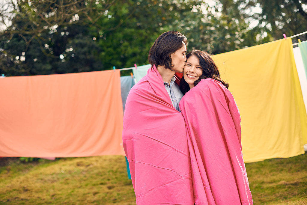 flat sheet | electric pink | outdoor couple | bedface