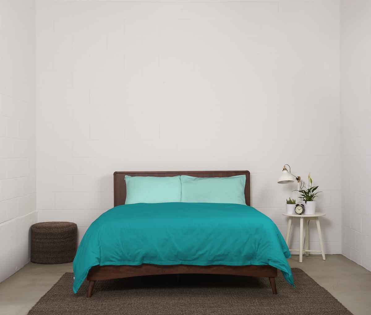 super sleep set | vibrant | wood bed | bedface