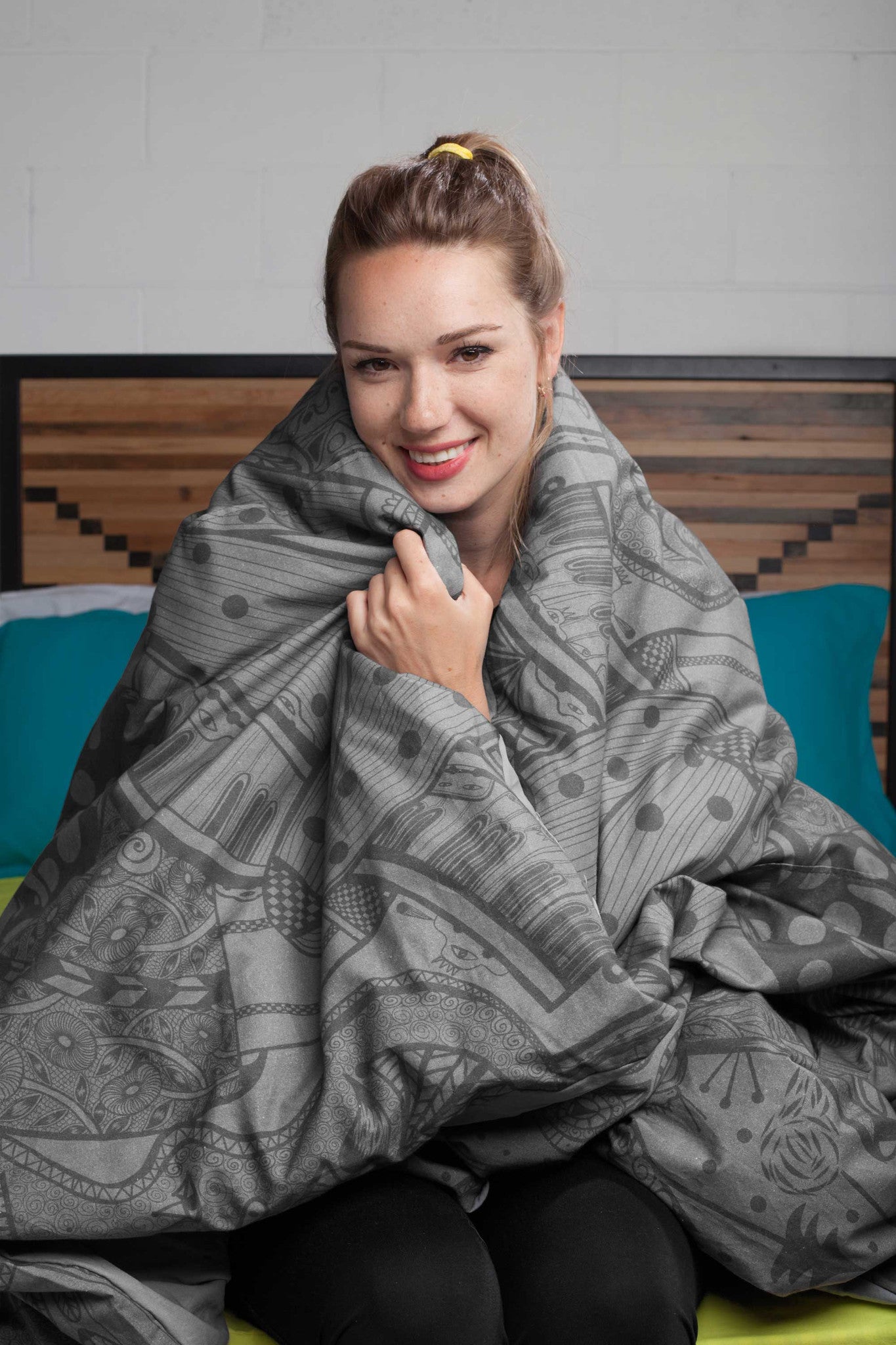 Artist Ola Volo with Ola Volo Duvet Cover | bedface