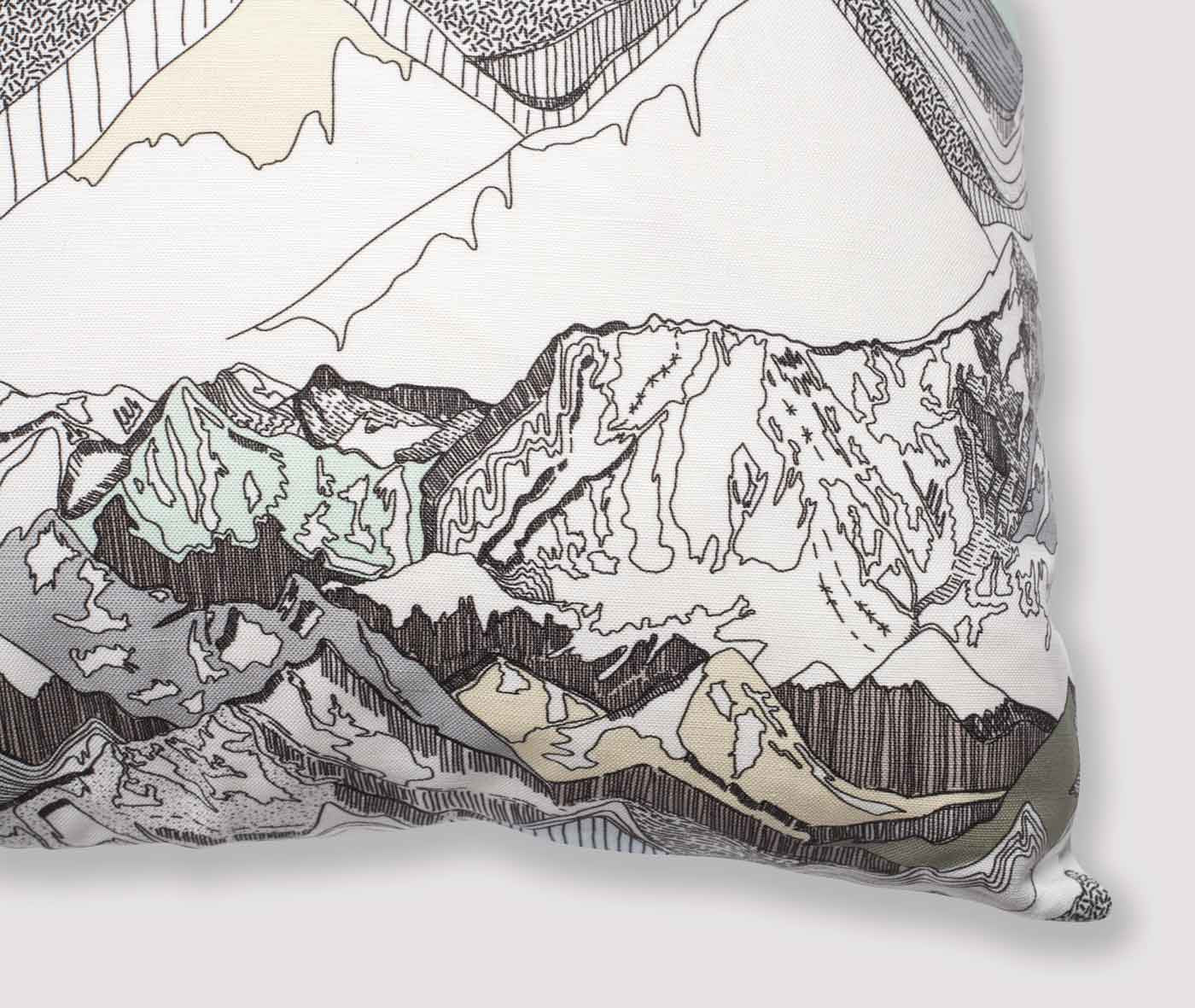 throw pillow | crystal | close up | bedface