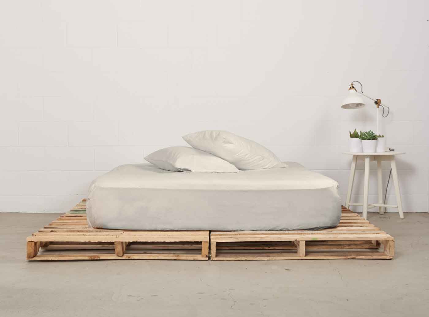 fitted sheet | natural | pallet bed | bedface