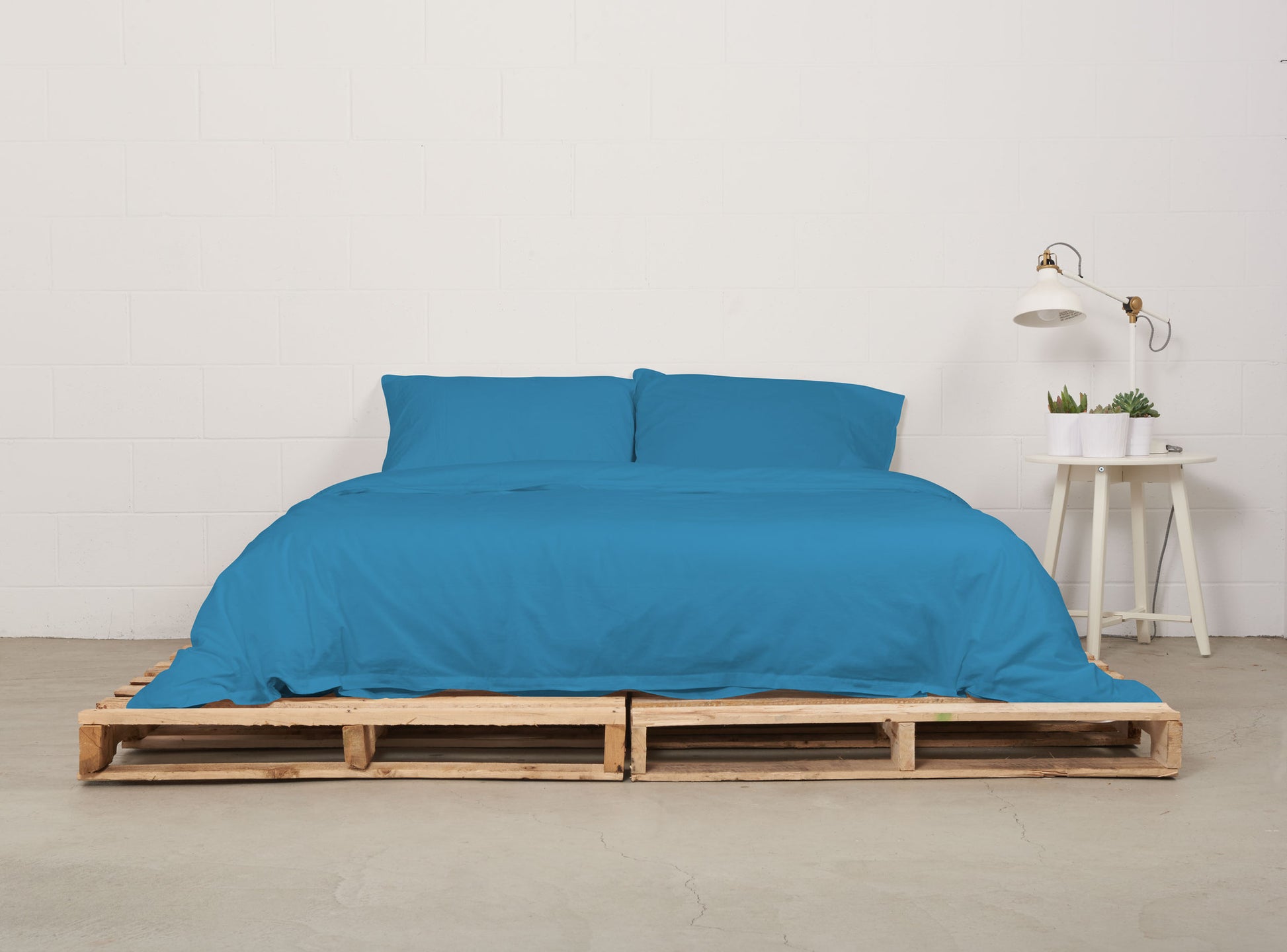 duvet cover | coastal blue | pallet bed | bedface