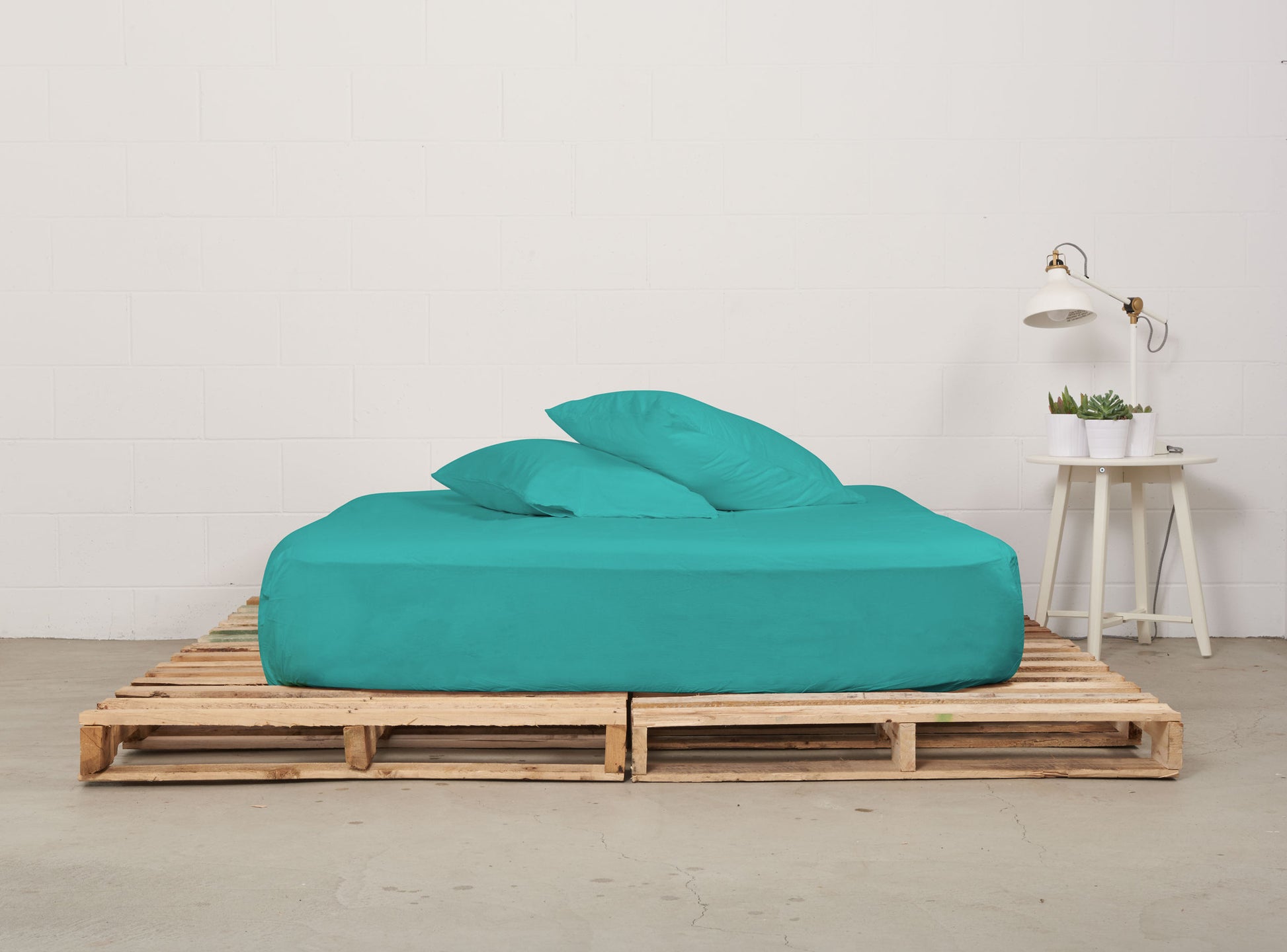 fitted sheet | aqua | pallet bed | bedface