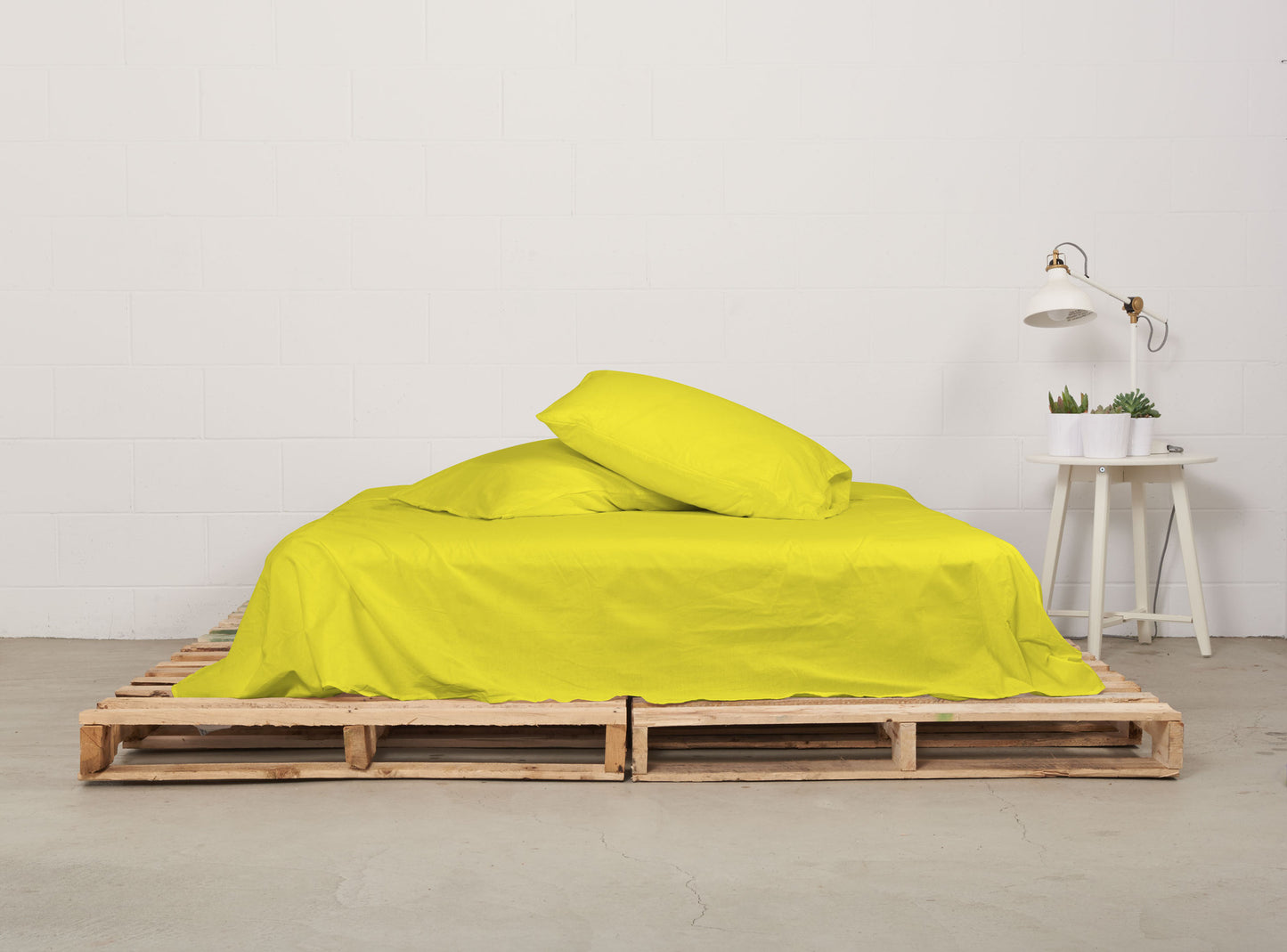 flat sheet | all nighter citron | pallet bed | bedface