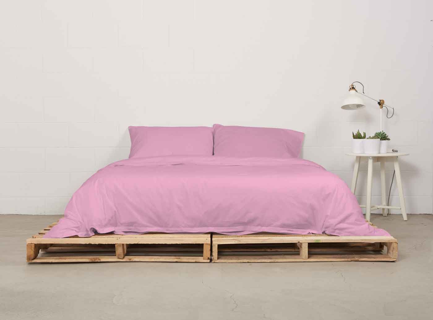 duvet cover | powder pink | pallet bed | bedface