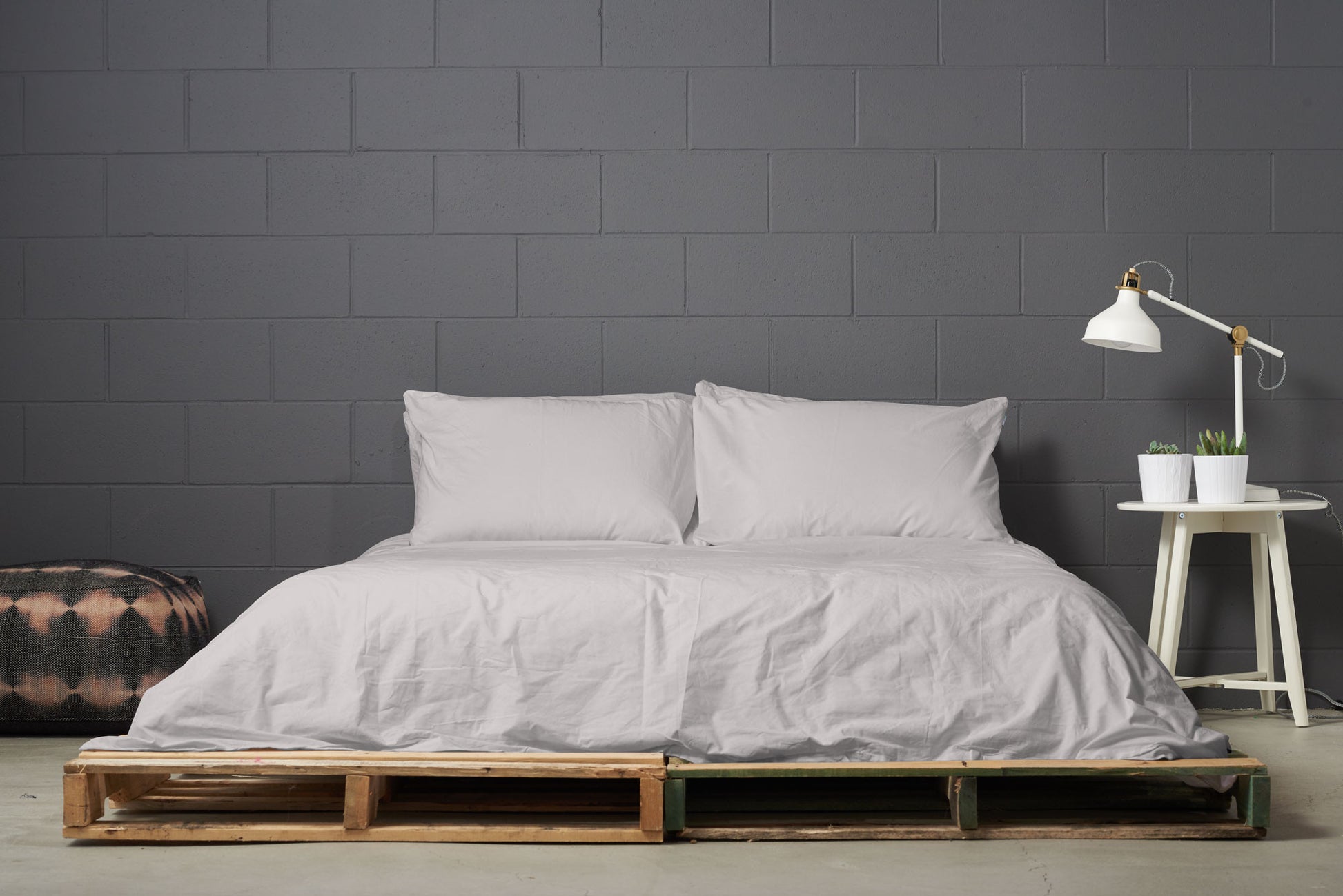 sleep set | soft | pallet bed | bedface